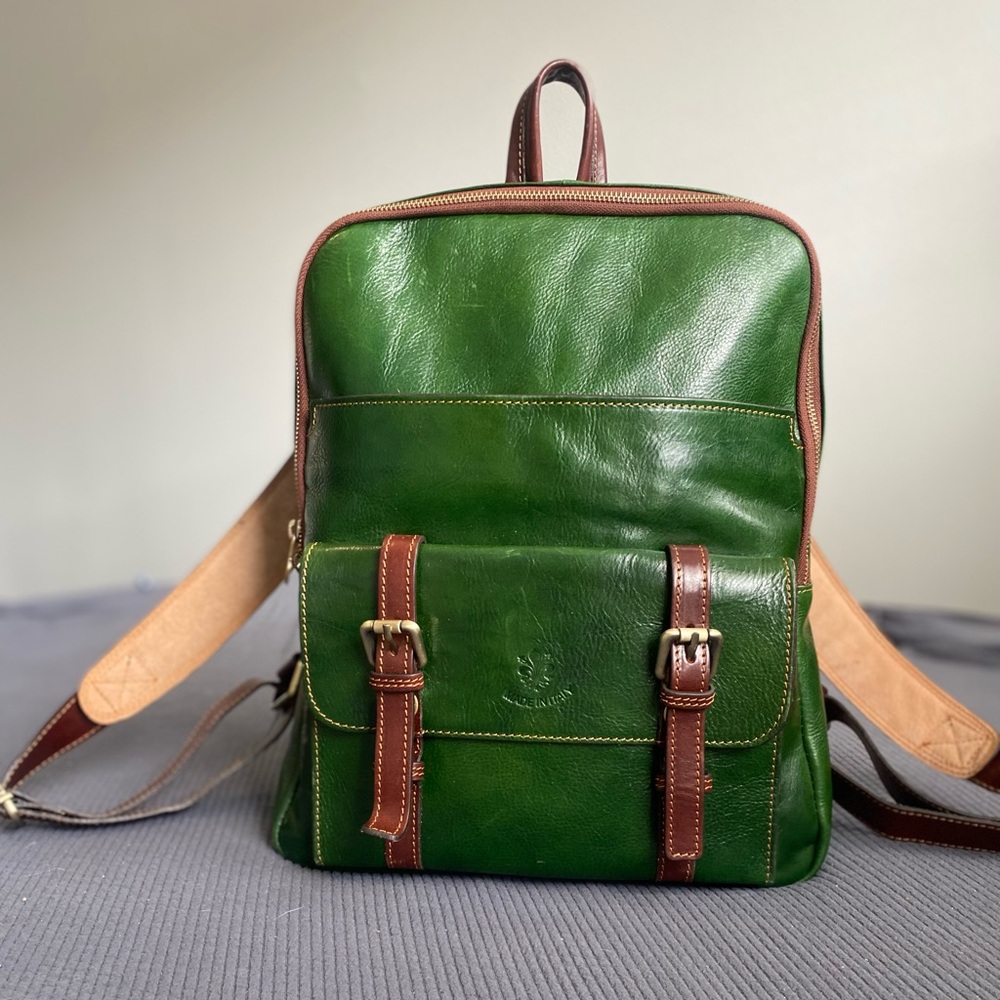 Genuine Italian Leather Green Sparrow Medium Backpack